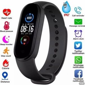 NWT  BLACK smartwatch bracelet 💕💕💕